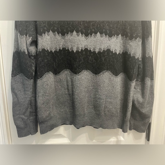 Banana Republic Women’s Sweater Lace Look Knit Black Size Medium Goth - Picture 8 of 9